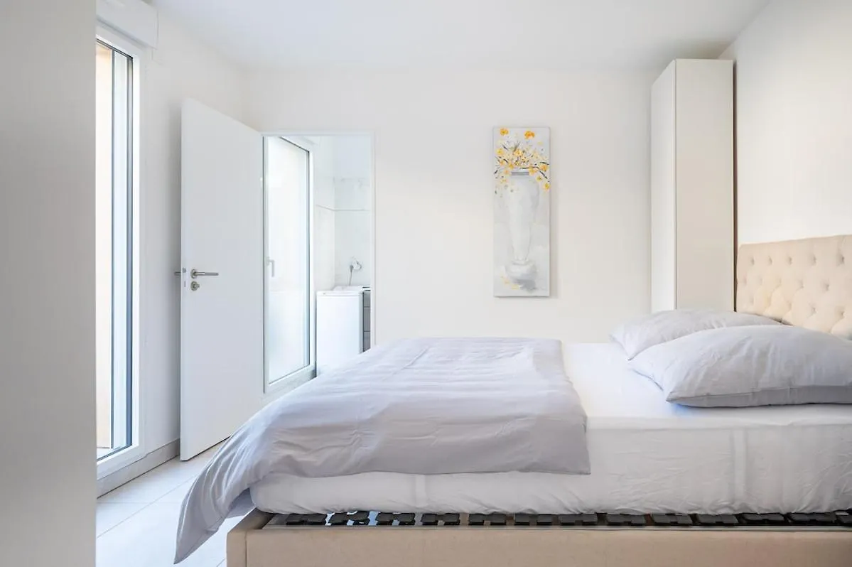 Via Marenda - Antibes Old Town Top Location And Free Parking 0*,  France